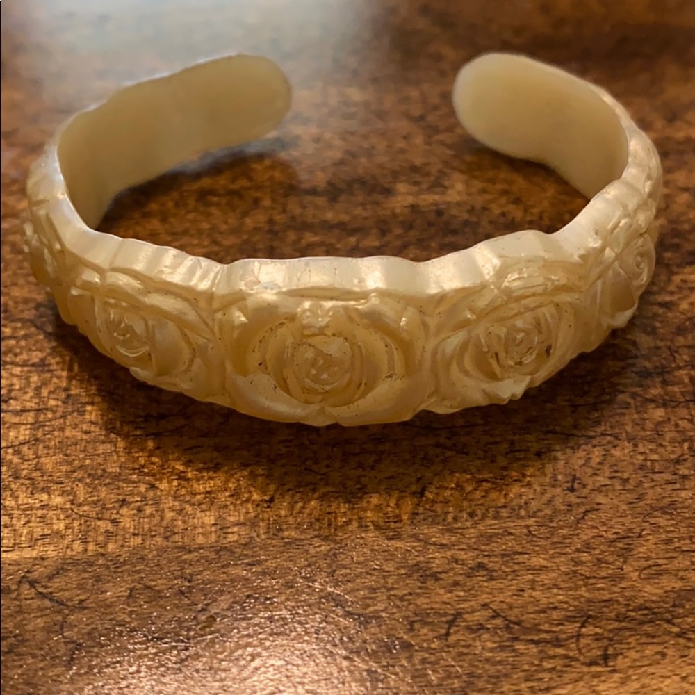 Vintage white baby child bracelet rose design